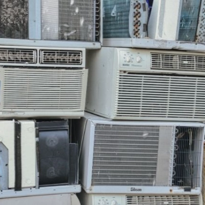 Gazipaşa Bölgesinde Hurda Çamaşır Makinası Alanlar